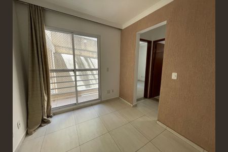 Sala de apartamento para alugar com 2 quartos, 47m² em Parque Rincao, Cotia