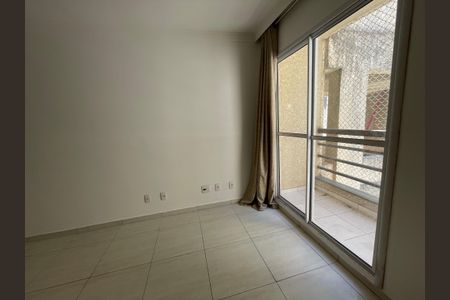 Sala de apartamento para alugar com 2 quartos, 47m² em Parque Rincao, Cotia