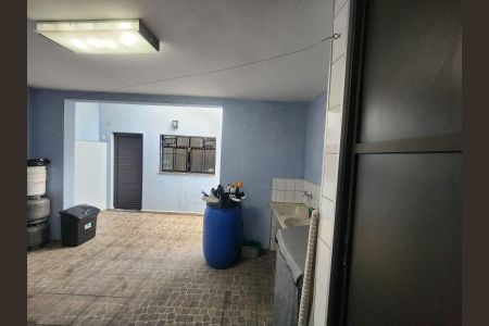 Casa à venda com 180m², 3 quartos e 2 vagas