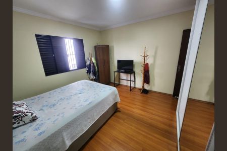 Casa à venda com 180m², 3 quartos e 2 vagas