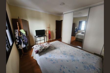 Casa à venda com 180m², 3 quartos e 2 vagas