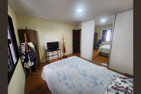 Casa à venda com 180m², 3 quartos e 2 vagas