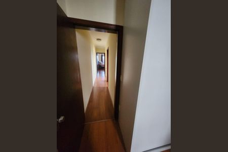 Casa à venda com 180m², 3 quartos e 2 vagas