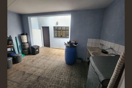 Casa à venda com 180m², 3 quartos e 2 vagas