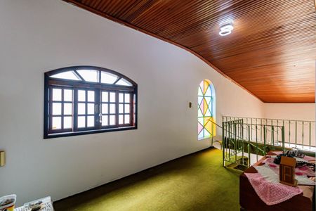 Casa à venda com 180m², 3 quartos e 5 vagasCorredor