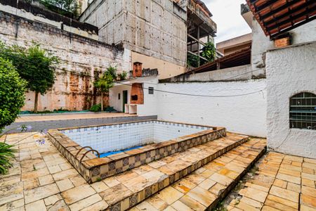 Casa à venda com 180m², 3 quartos e 5 vagasÁrea externa