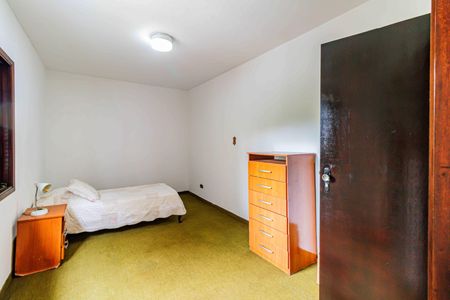 Casa à venda com 180m², 3 quartos e 5 vagasSuíte 02