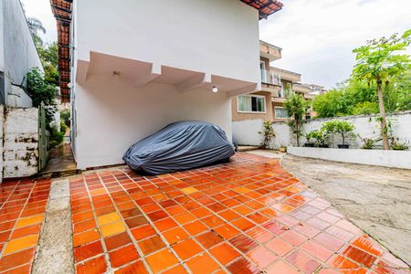 Casa à venda com 180m², 3 quartos e 5 vagasGaragem