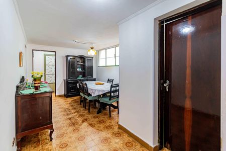 Casa à venda com 180m², 3 quartos e 5 vagasCopa