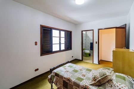 Casa à venda com 180m², 3 quartos e 5 vagasSuíte 01
