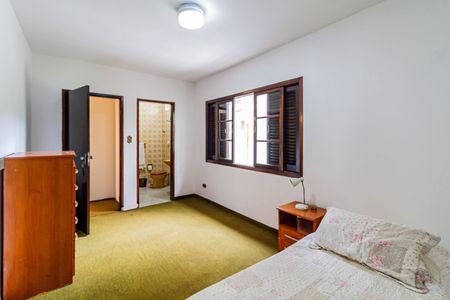 Casa à venda com 180m², 3 quartos e 5 vagasSuíte 02