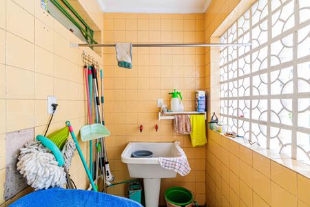 Casa à venda com 180m², 3 quartos e 5 vagasÁrea de Serviço