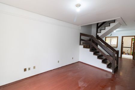 Sala de casa para alugar com 3 quartos, 242m² em Jardim Isabel, Porto Alegre