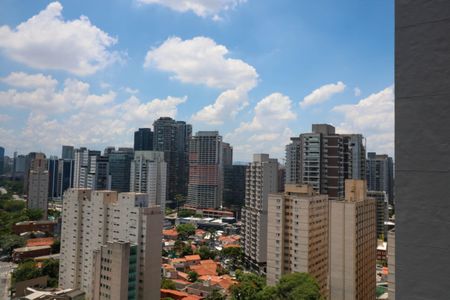 Varanda de kitnet/studio à venda com 1 quarto, 27m² em Santo Amaro, São Paulo