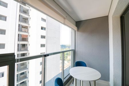 Varanda de kitnet/studio à venda com 1 quarto, 27m² em Santo Amaro, São Paulo