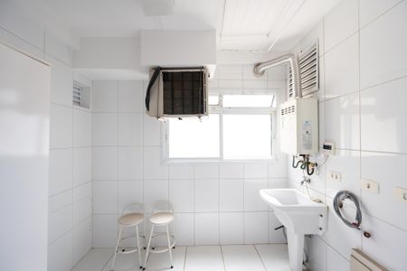 Apartamento à venda com 84m², 3 quartos e 2 vagasLavanderia