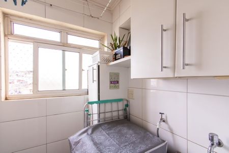 Apartamento para alugar com 65m², 3 quartos e 1 vagaÁrea de Serviço