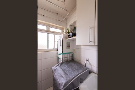 Apartamento para alugar com 65m², 3 quartos e 1 vagaÁrea de Serviço