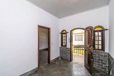 Sala de casa de condomínio para alugar com 3 quartos, 180m² em Vaz Lobo, Rio de Janeiro