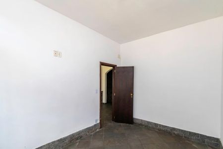 Quarto 1 de casa de condomínio para alugar com 3 quartos, 180m² em Vaz Lobo, Rio de Janeiro