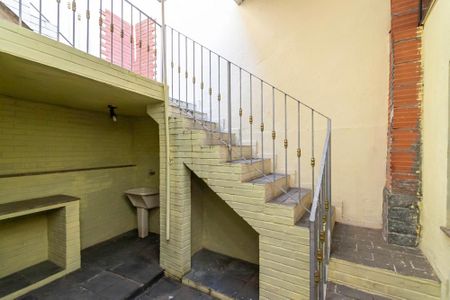 Casa de condomínio para alugar com 180m², 3 quartos e 1 vagaÁrea de Serviço