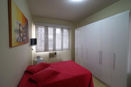 Apartamento à venda com 98m², 3 quartos e 1 vagaSuíte