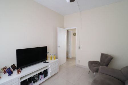 Apartamento à venda com 98m², 3 quartos e 1 vagaQuarto 2