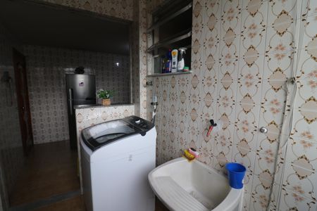 Apartamento à venda com 98m², 3 quartos e 1 vagaÁrea de Serviço