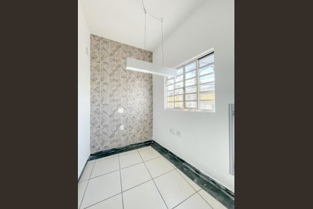 Quarto 2 de casa para alugar com 2 quartos, 50m² em Km 18, Osasco
