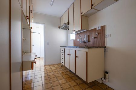 Apartamento para alugar com 74m², 2 quartos e 1 vagaCozinha