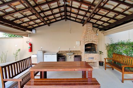 Apartamento para alugar com 83m², 2 quartos e 2 vagasÁrea comum - Churrasqueira