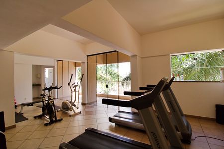 Apartamento para alugar com 83m², 2 quartos e 2 vagasÁrea comum - Academia