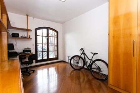 Casa para alugar com 250m², 3 quartos e 3 vagas Casa para alugar com 250m², 3 quartos e 3 vagasQuarto 2