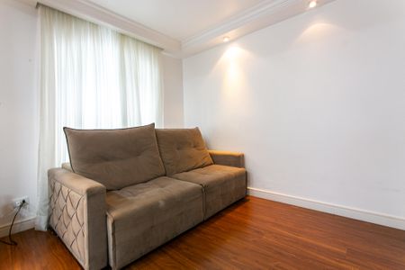 Casa para alugar com 250m², 3 quartos e 3 vagas Casa para alugar com 250m², 3 quartos e 3 vagasSala