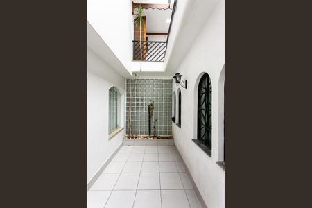 Casa para alugar com 250m², 3 quartos e 3 vagas Casa para alugar com 250m², 3 quartos e 3 vagasQuintal