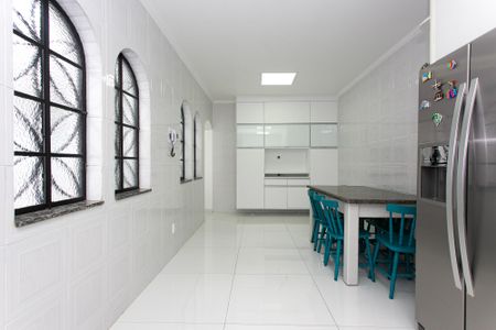 Casa para alugar com 250m², 3 quartos e 3 vagas Casa para alugar com 250m², 3 quartos e 3 vagasCozinha