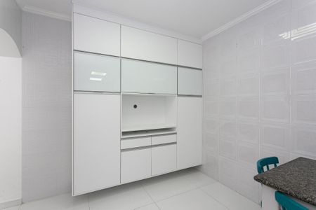 Casa para alugar com 250m², 3 quartos e 3 vagas Casa para alugar com 250m², 3 quartos e 3 vagasCozinha