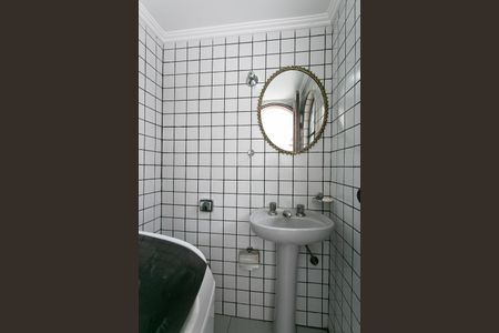 Casa para alugar com 250m², 3 quartos e 3 vagas Casa para alugar com 250m², 3 quartos e 3 vagasBanheiro de Serviço