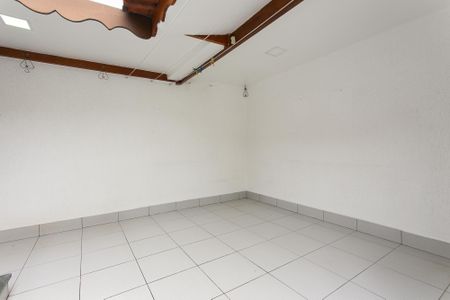 Casa para alugar com 250m², 3 quartos e 3 vagas Casa para alugar com 250m², 3 quartos e 3 vagasVaranda do Quarto 2
