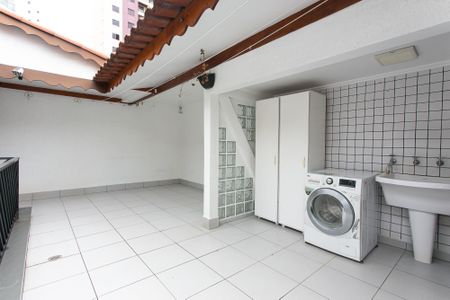 Casa para alugar com 250m², 3 quartos e 3 vagas Casa para alugar com 250m², 3 quartos e 3 vagasÁrea de Serviço