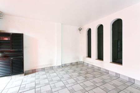 Casa para alugar com 250m², 3 quartos e 3 vagas Casa para alugar com 250m², 3 quartos e 3 vagasGaragem