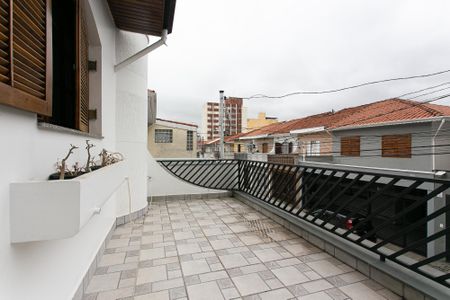 Casa para alugar com 250m², 3 quartos e 3 vagas Casa para alugar com 250m², 3 quartos e 3 vagasVaranda do Quarto 1