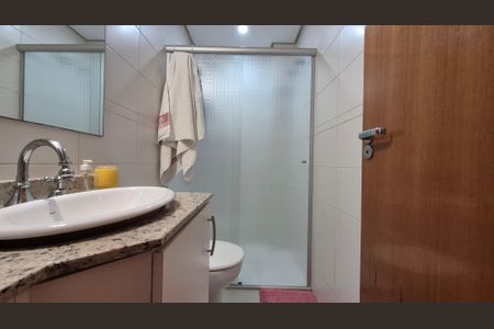 Apartamento à venda com 67m², 2 quartos e 2 vagasBanheiro 