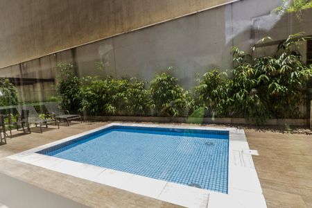 Apartamento à venda com 49m², 1 quarto e 1 vagaPiscina