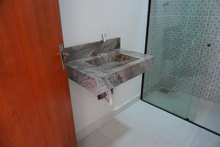 Casa para alugar com 150m², 3 quartos e 3 vagasBanheiro Social