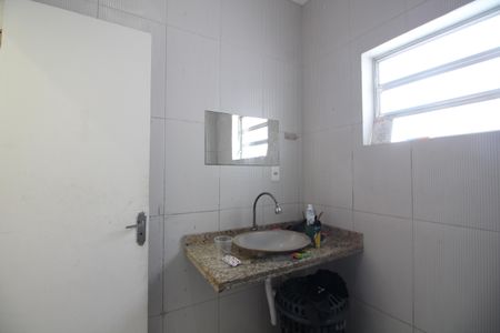 Casa de condomínio para alugar com 145m², 2 quartos e 4 vagasBanheiro