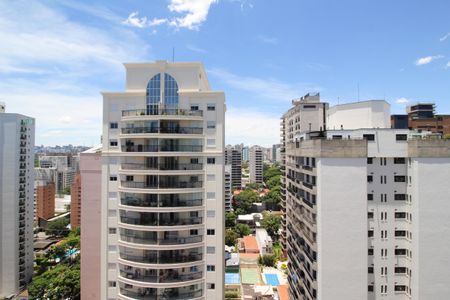 Apartamento para alugar com 118m², 3 quartos e 2 vagasVista