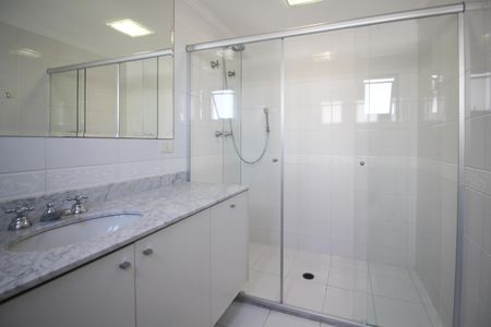 Apartamento para alugar com 118m², 3 quartos e 2 vagasBanheiro da Suíte