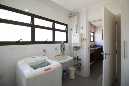 Apartamento para alugar com 118m², 3 quartos e 2 vagasÁrea de Serviço