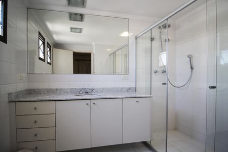 Apartamento para alugar com 118m², 3 quartos e 2 vagasBanheiro da Suíte